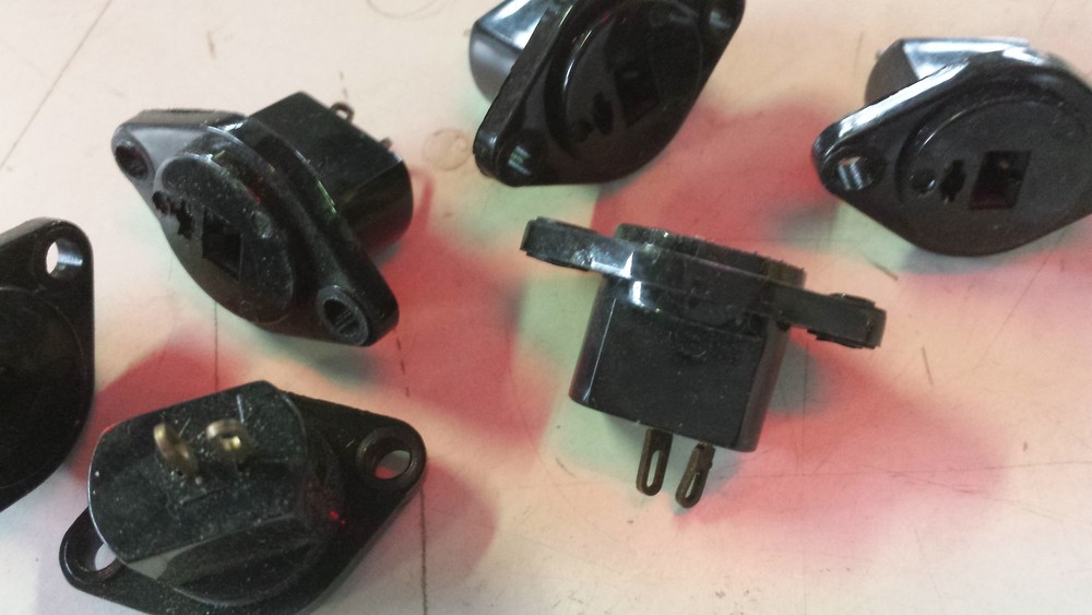 SPEAKER PLUG INSTALLATION SOCKET set with 80 pieces SPECIAL OFFER 2039