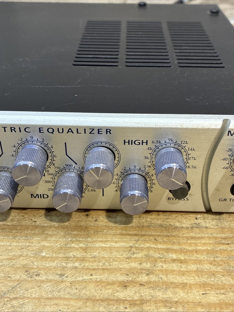 PreSonus Eureka Preamp Compressor Equalizer W/ Power Cord Tested Free Shipping!