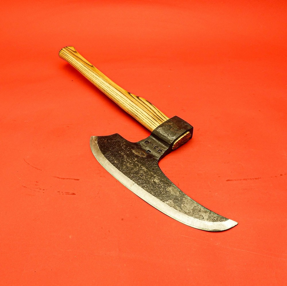 3,34 lbs goosewing bearded broad hatchet