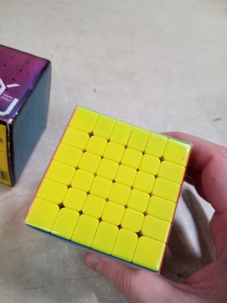 YJ YuShi 6x6 V2 M Black Cube