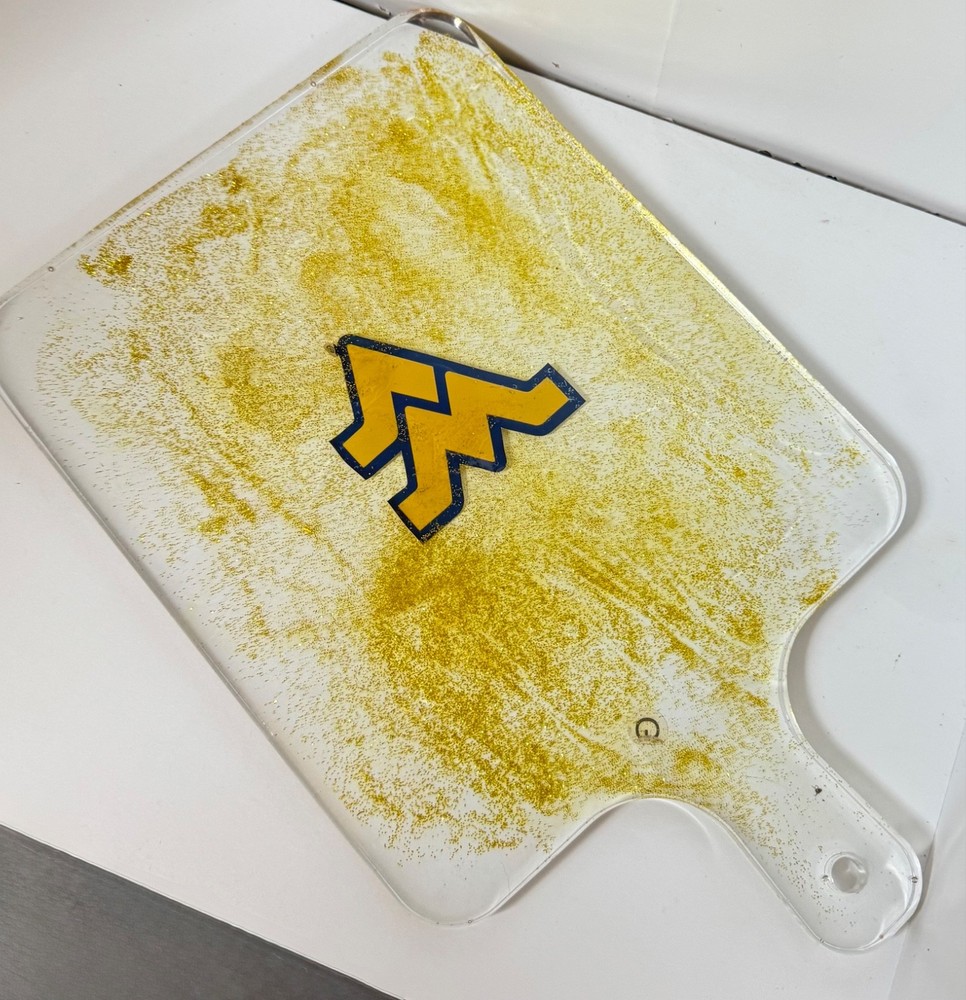 Resin Trays with and without handles