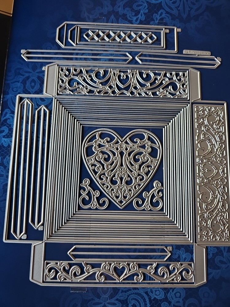 Tattered Lace Exploding Square Surprises Cutting Dies 507621 NEW 3D DECOUPAGE