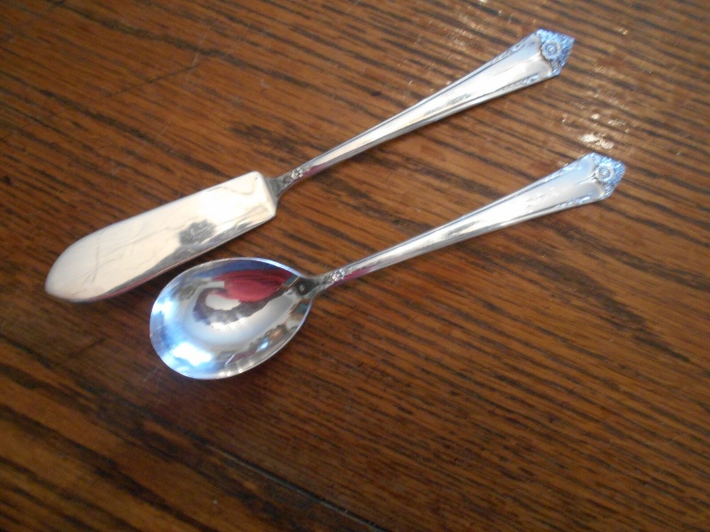 4 Rogers 1950 STARLIGHT Pattern Table Serving Spoons IS Silverplate  5252