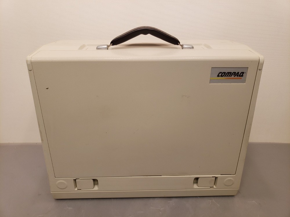 Vintage Compaq Personal Portable Computer Desktop **Empty Case Only** Nice Cond