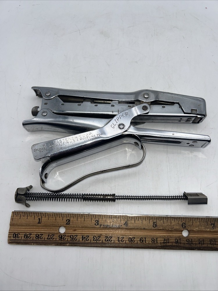 ACE Clipper Model 702 Chrome Stapler Use No 700 Staples