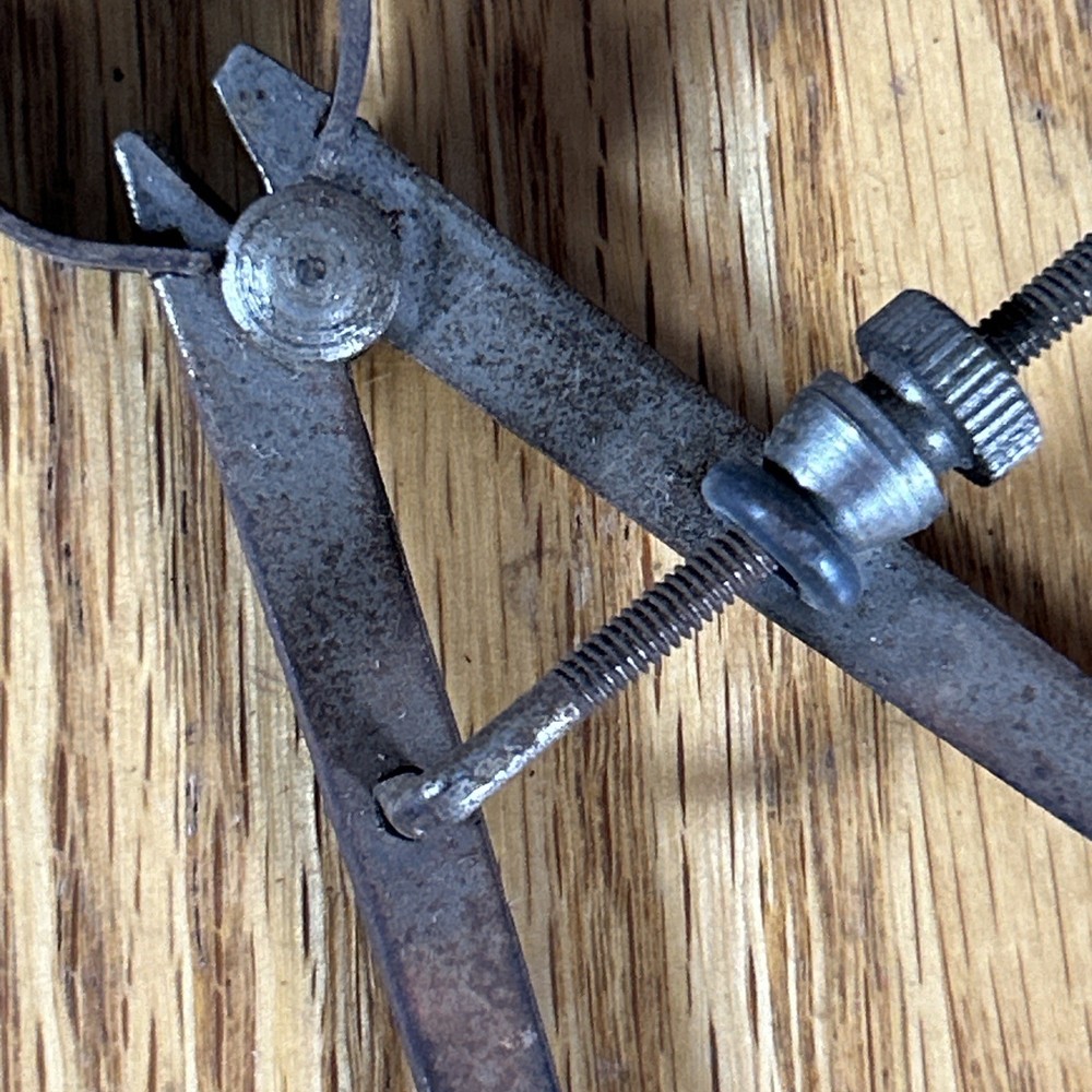 Vintage Outside Spring Calipers Dividers Unmarked Engineering Tools