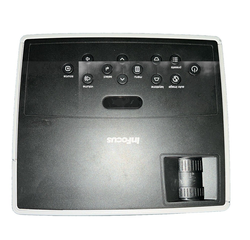 In Focus In1100 Computer Projector With Remote