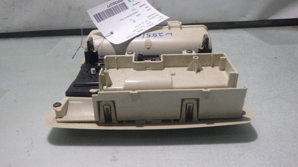 08 DODGE CHARGER Front Console roof