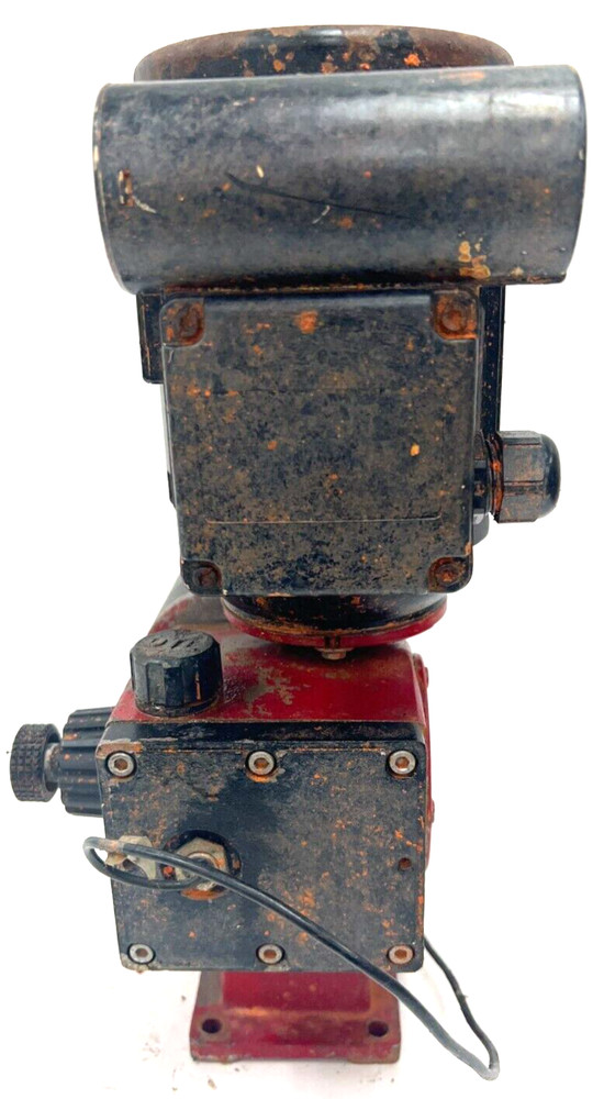 LUTZ-JESCO MODEL MEMDOS E 0104E0076CMB2DD METERING PUMP