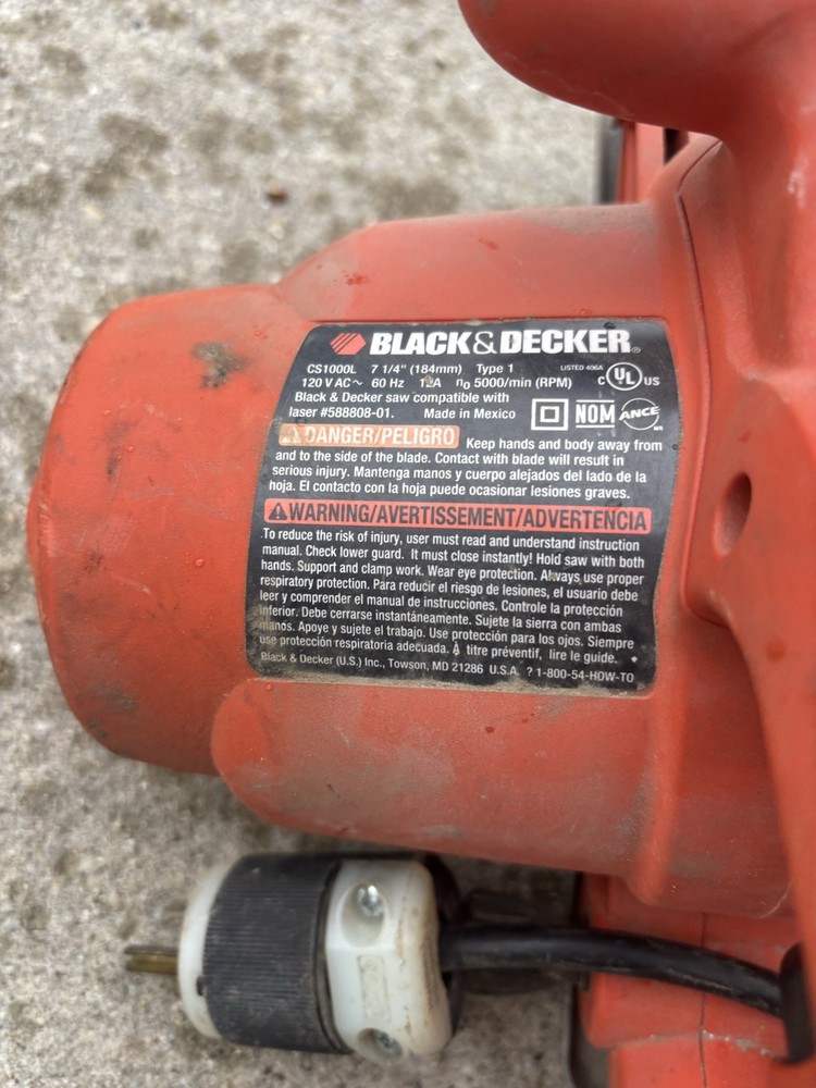 Black and Decker Circular Saw CS1000L