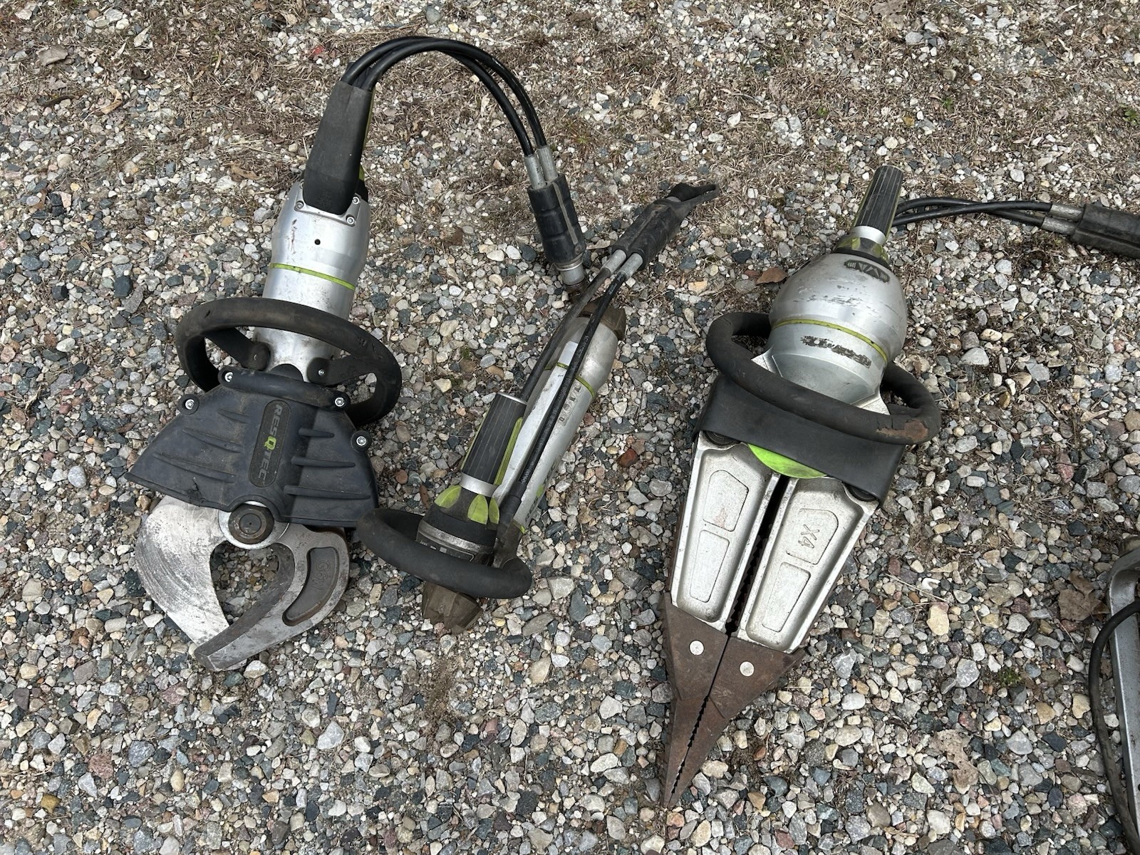 RESQTEC EXTRICATION TOOLS