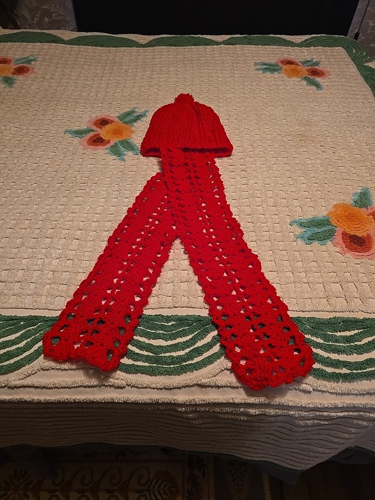 New Red Handmade Hat And Scarf Set