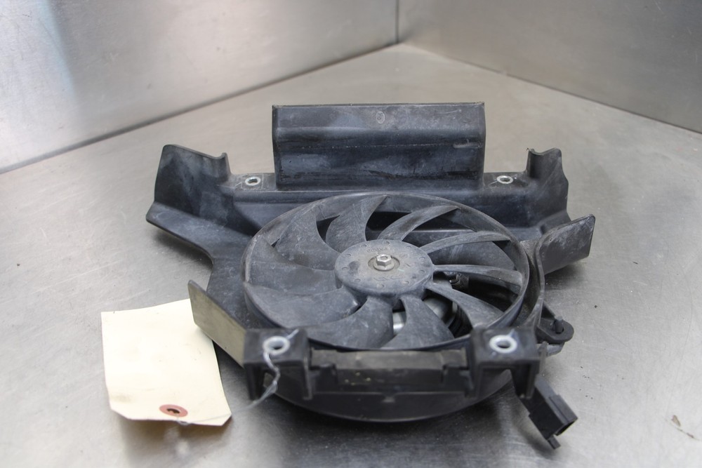 18-23 KAWASAKI NINJA 400 ENGINE RADIATOR COOLING FAN