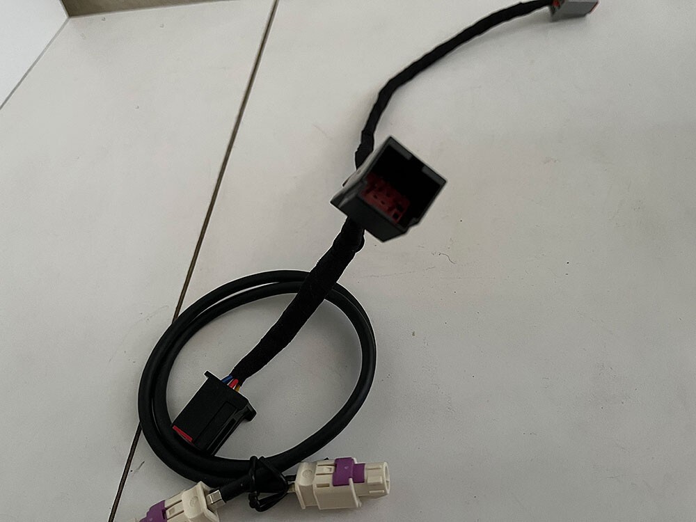 JEEP GRANTD CHEROKEE UAV UCONNECT 4C 8.4" DISASSOCIATED DISPLAY WIRING HARNESS