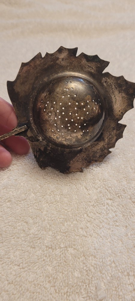 Vintage Silverplate Leaf Shaped Tea Strainer Maple Leaf Engraved Curved Handle