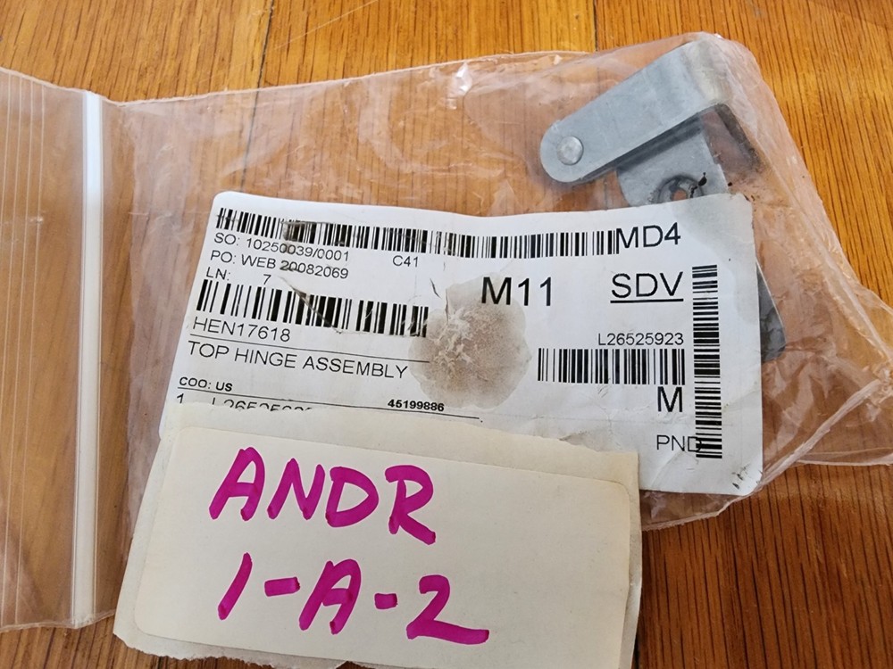 Henny Penny 17618 Top Hinge Assembly