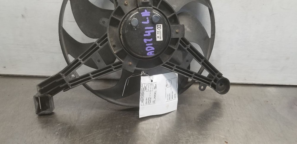 96 CHEVY IMPALA SS RADIATOR FAN ASSEMBLY LEFT DRIVER