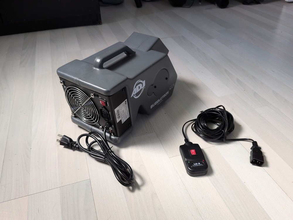 American DJ ADJ Bubbletron DJ Bubble Machine with Remote Control