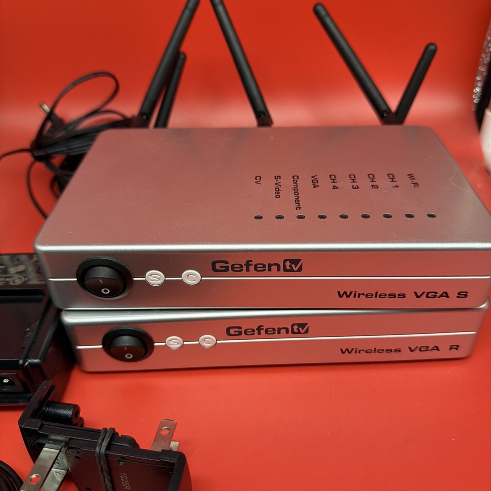 GefenTV Wireless VGA Sender And Receiver Kit