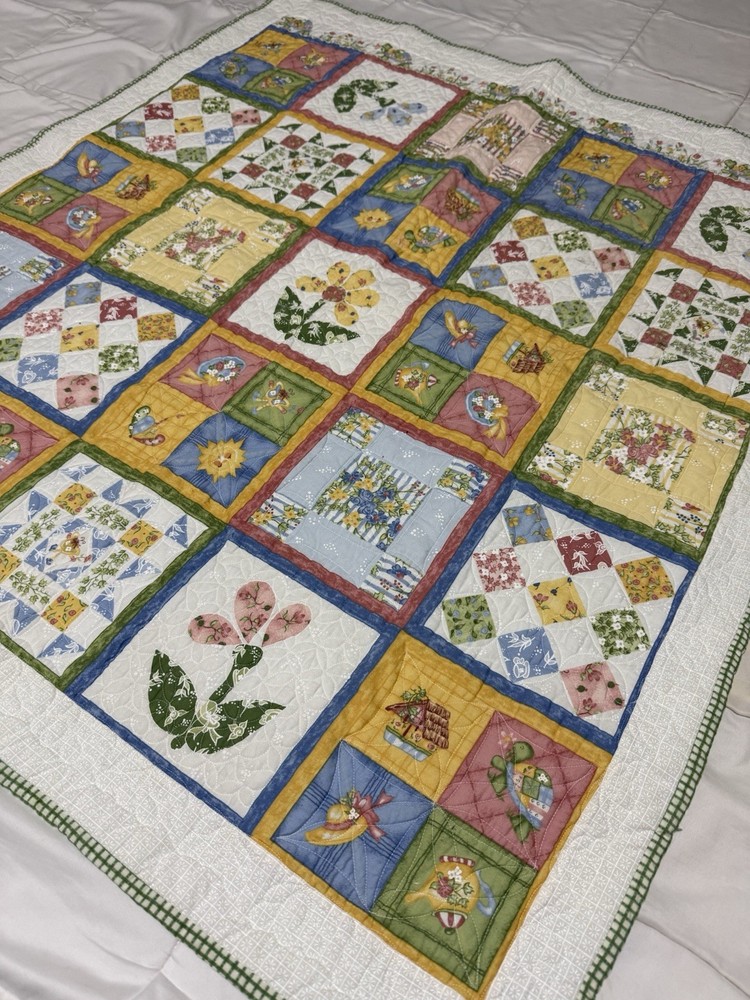 Beautiful spring-summer inspired sampler quilt