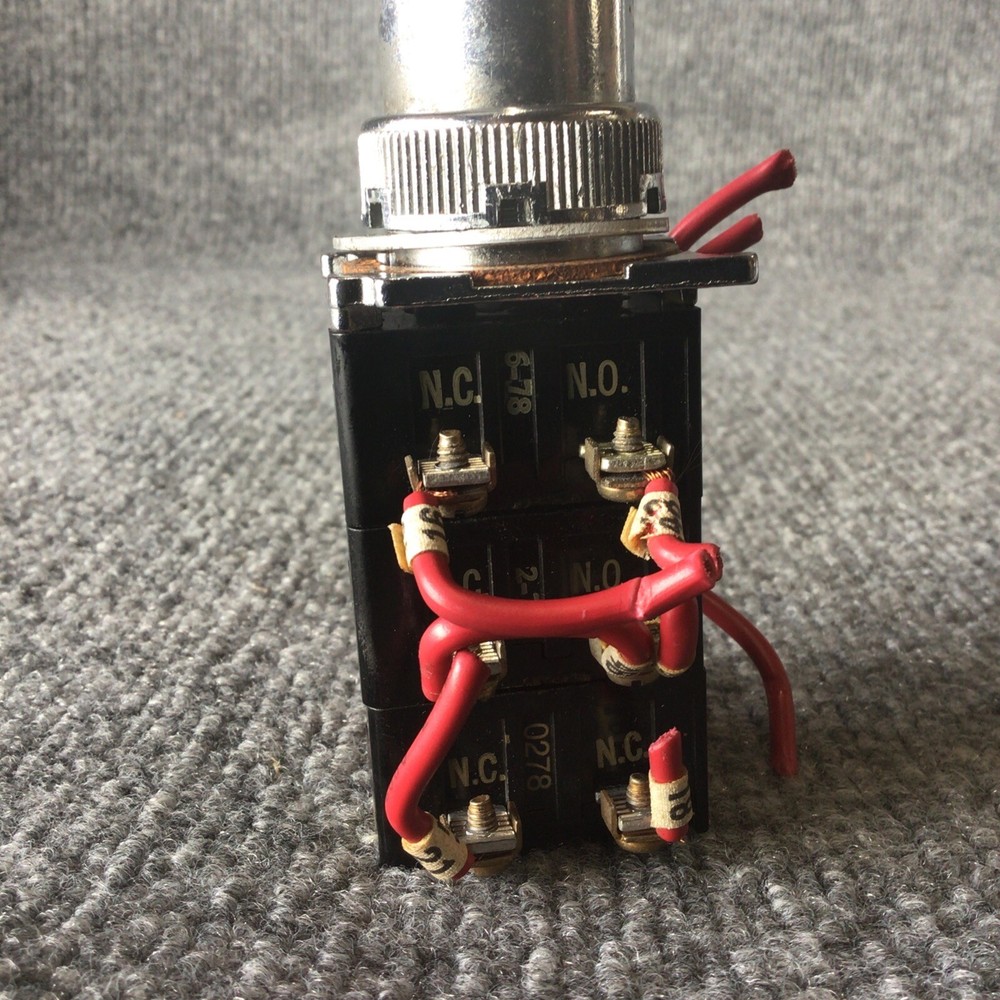 Cutler Hammer 2 Position Locking switch Used