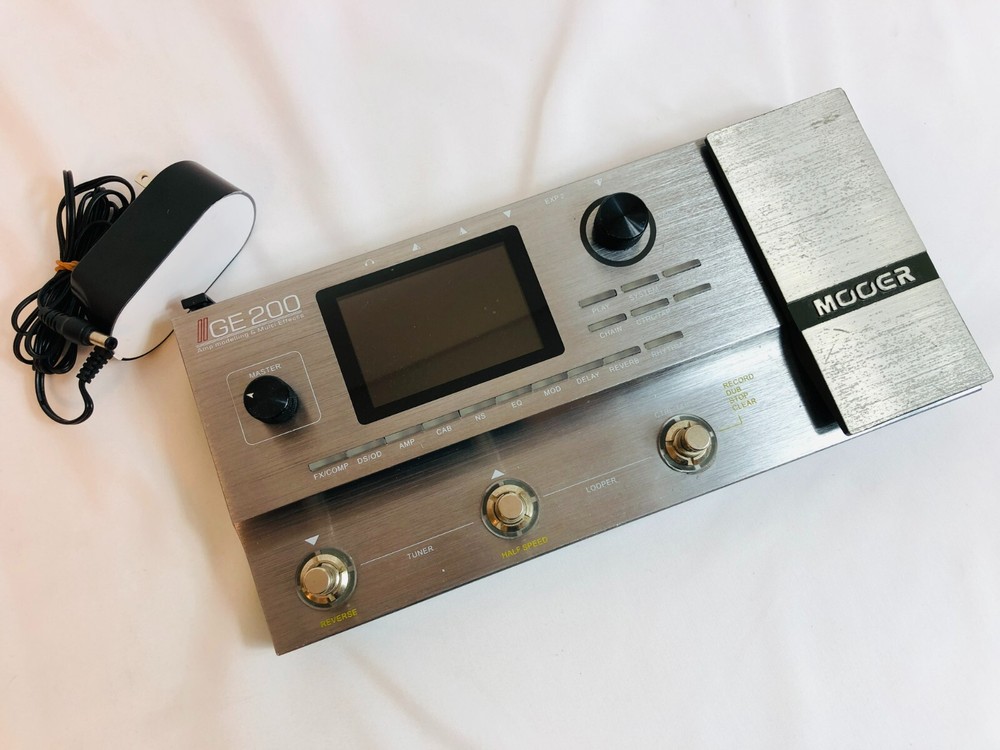 Mooer GE-200 Amp Modeling Electric Guitar Digital Multi-Effects Processor Pedal