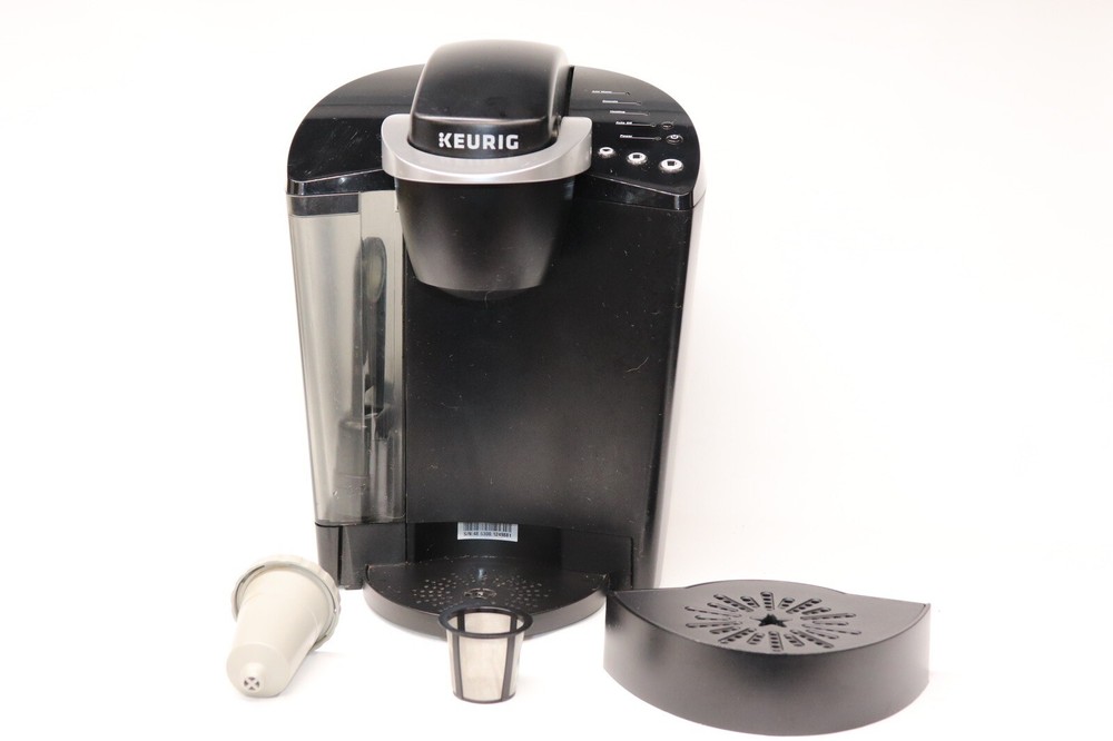 Keurig K40 Single Cup Brewing System Coffee Maker K-cups Black Works