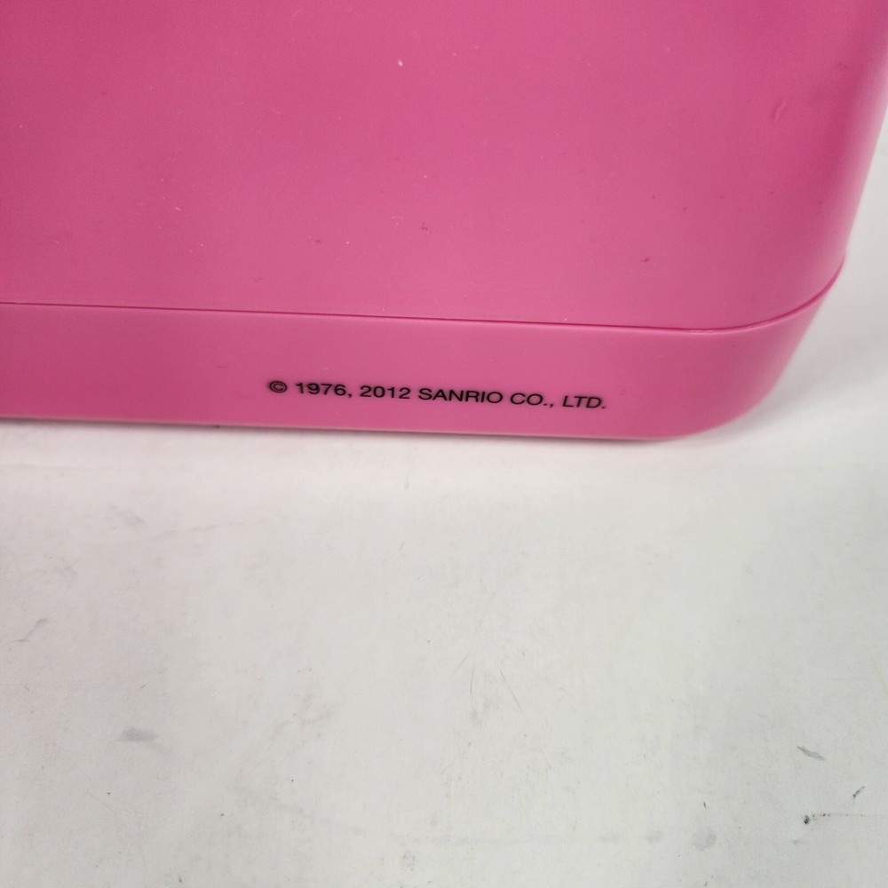 ISING Hello Kitty Karaoke Sound System Pink/White Dock with IPHONE/PAD