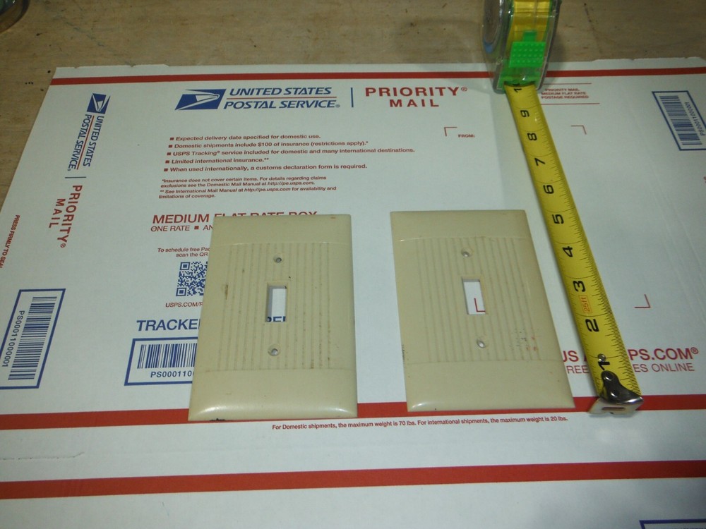 2 Oversize/large SIERRA ribbed IVORY bakelite single light switch cover plate