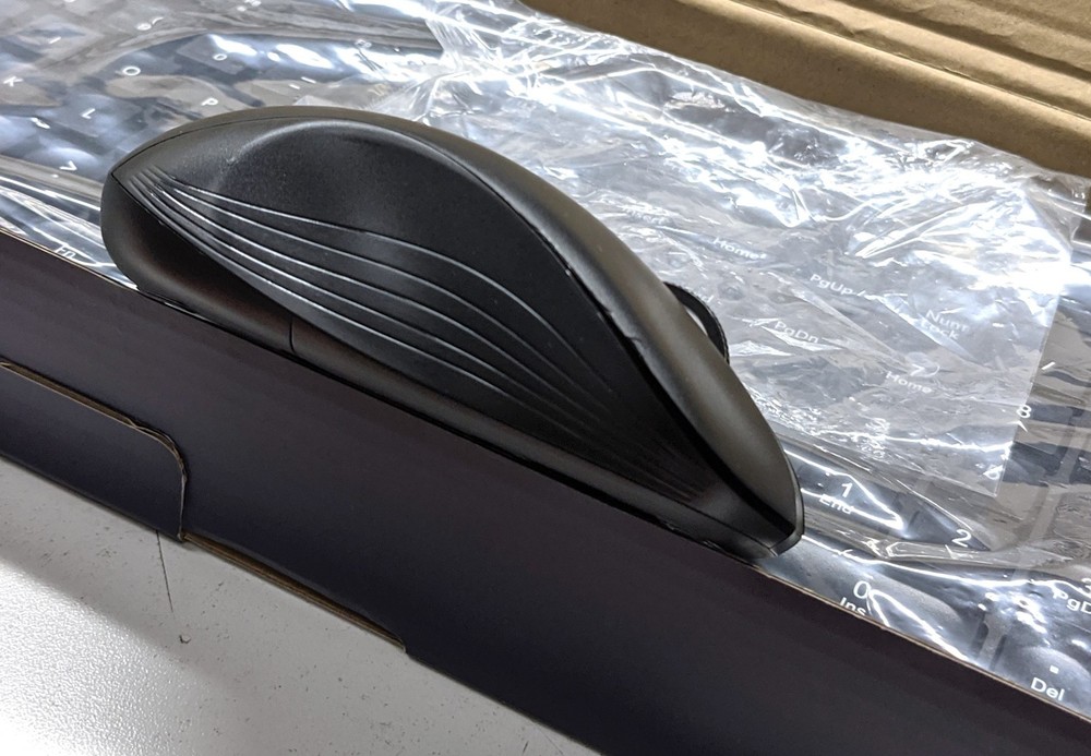 DELTON WIRELESS KEYBOARD & MOUSE DKBMKIT2-WB