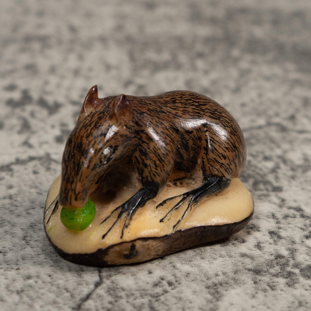 Neque Agouti Tagua Carving