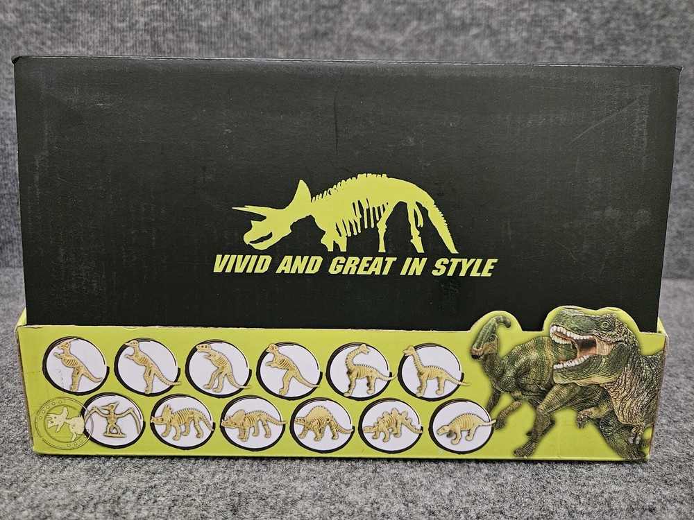 Jurassic 3D Skeleton Excavation Kits 12 pack