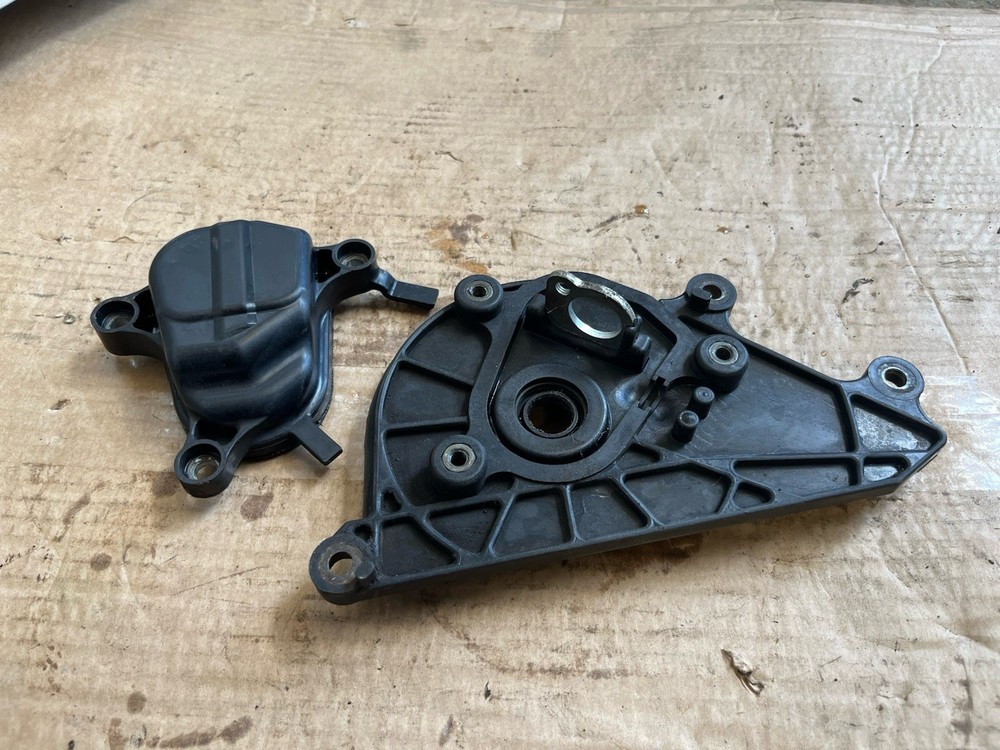 Yamaha Tdm900 Speedo Sensor Holder Bracket From A 2002 Model