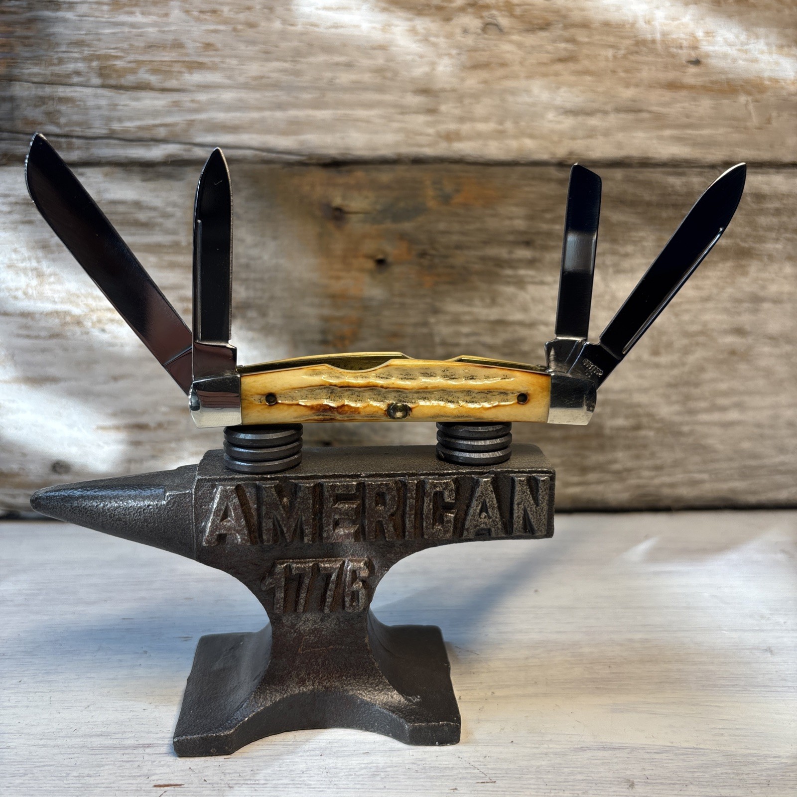 Case XX SC64052 1993 4 Blade Congress Pocket Knife Second Cut Bone Stag