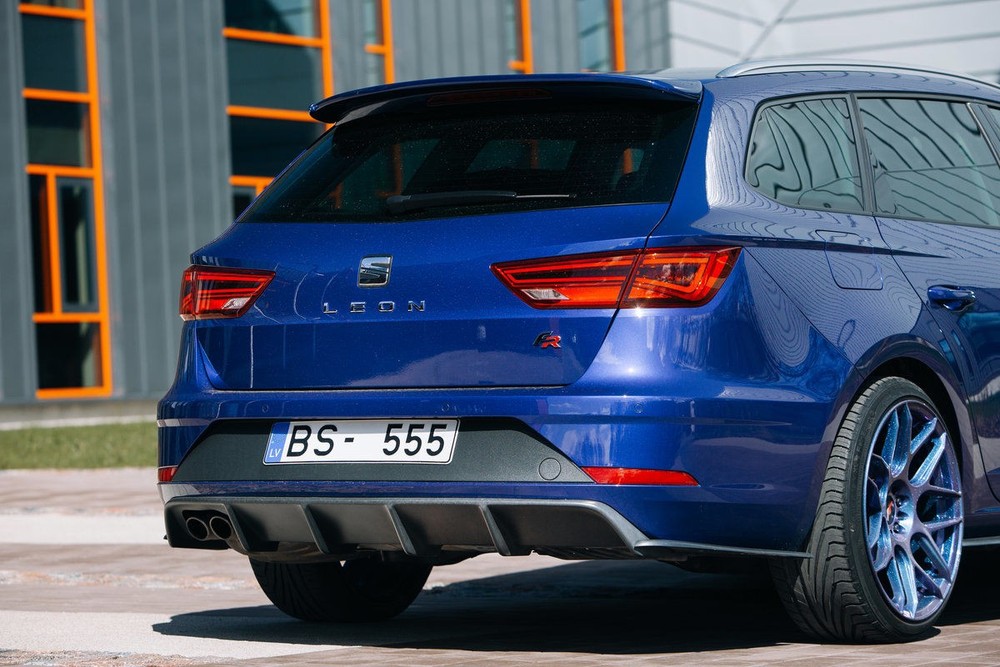 For Seat Leon 5F Rear bumper Side Splitters flaps ABS Gloss