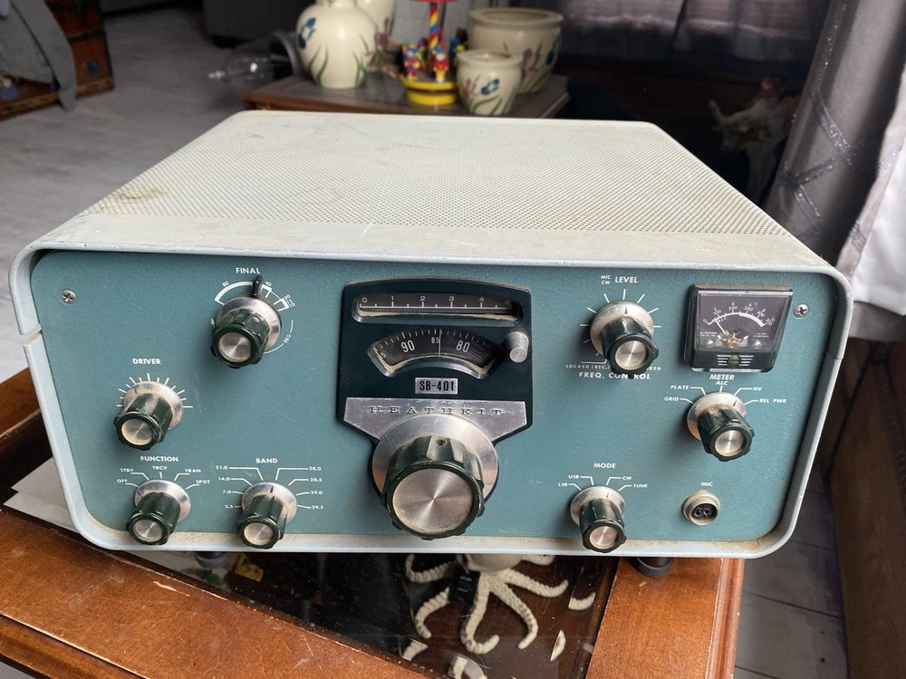 HeathKit SB-401 Ham Radio Transmitter Single-Sideband Vintage 1960s