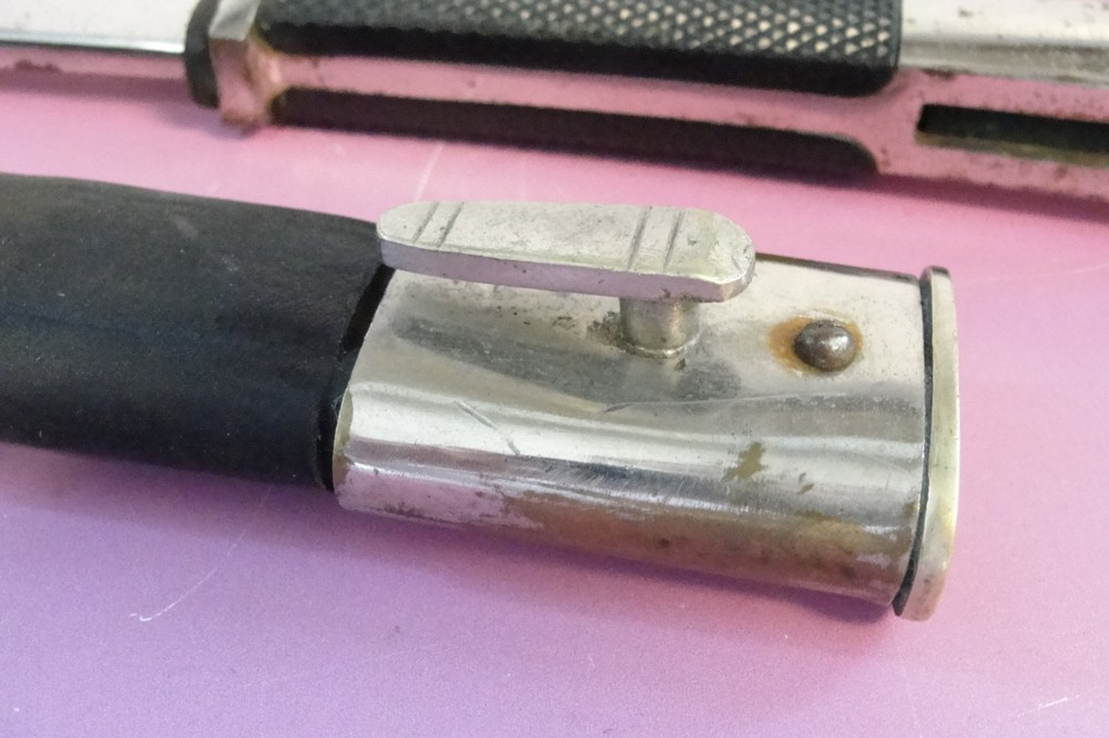 Vintage E. Pack & Sohne Solingen Bayonet