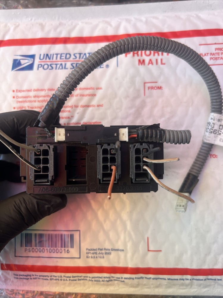 2010 Freightliner CASCADIA SWITCH PANEL Dash Panel - Used | P/N A0660973000