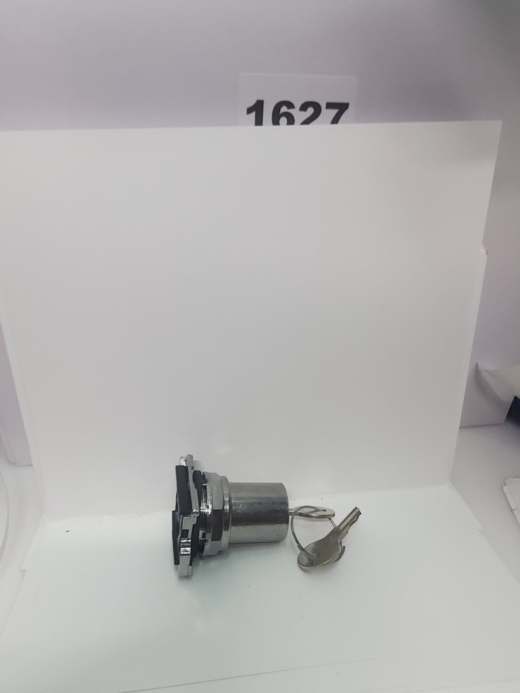 Eaton/Cutler-HammerKey Selector Switch 2 Position Maintained