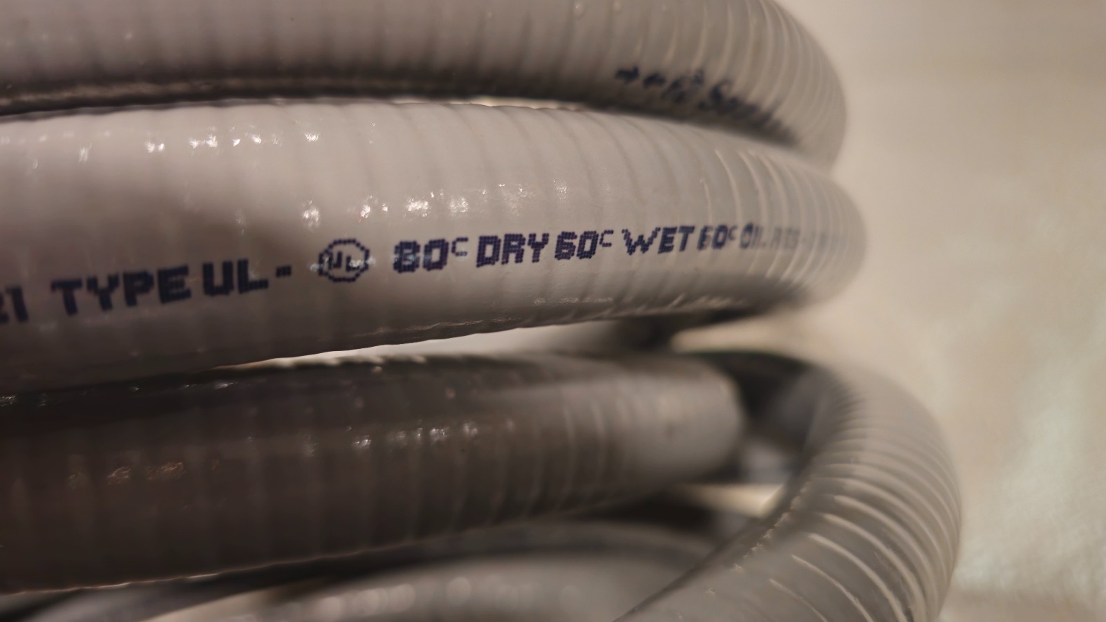 Southwire 55082721 Ultratite Metallic Liquidtight Flexible Conduit 3/4 25 Ft.