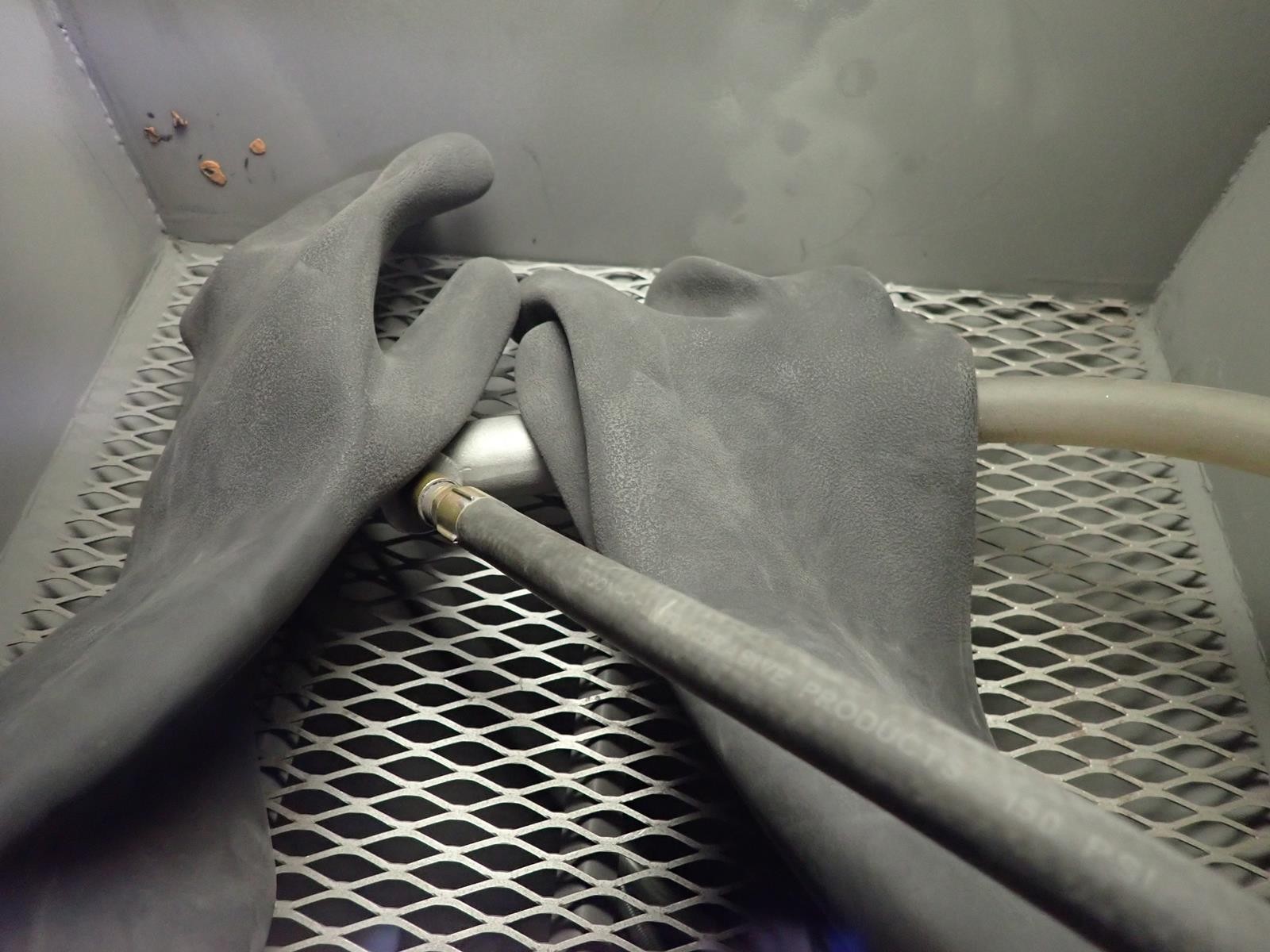 ECONOLINE 101691G-A Mini Bench Abrasive Blast Cabinet