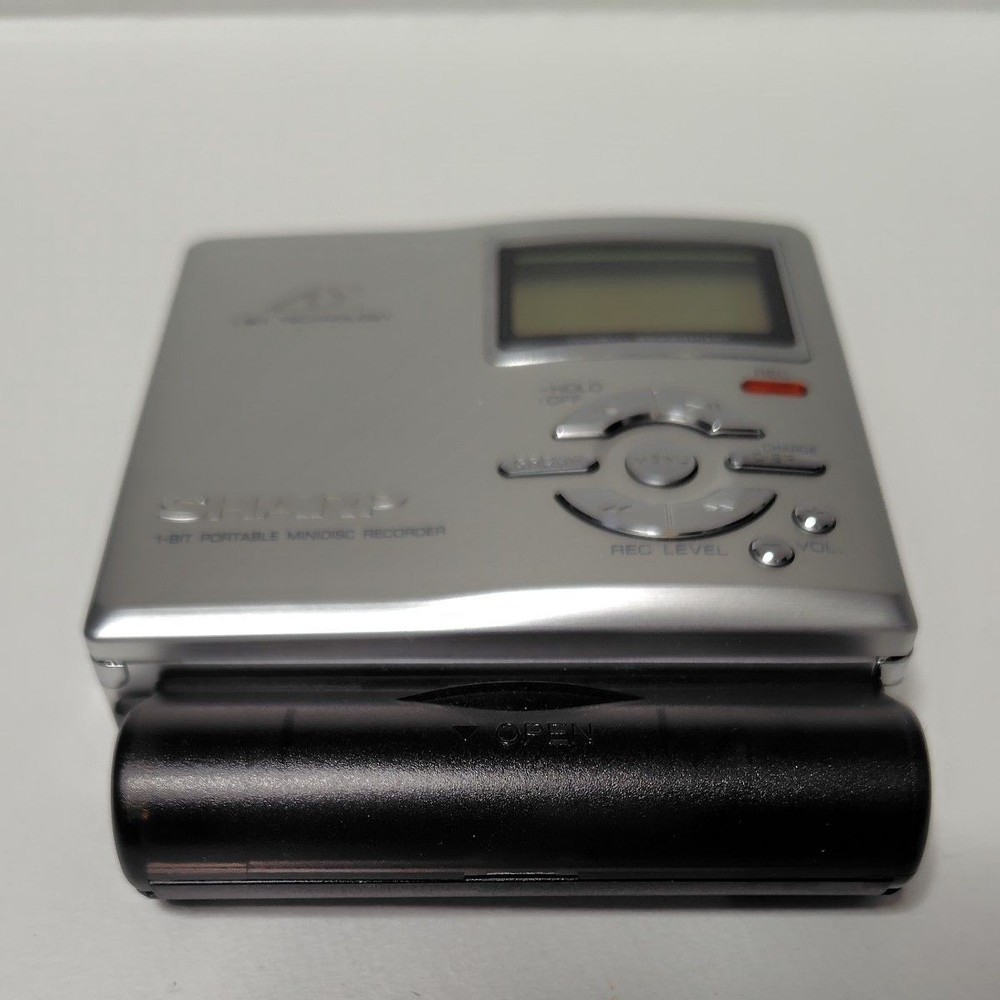 SHARP MD-DR7-S MiniDisc Recorder Portable 1bit MD Player Silver Audio Tested