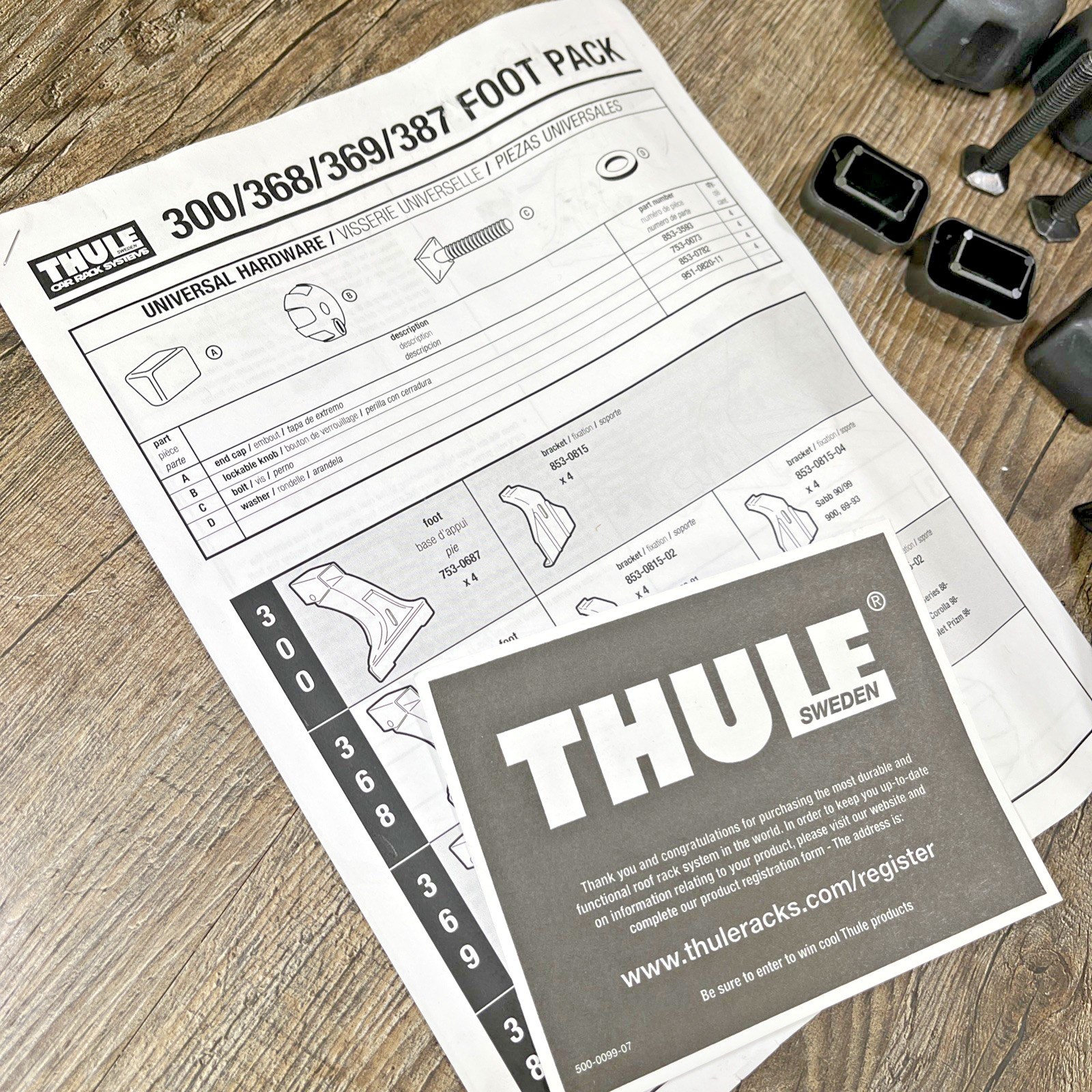 Thule 300 Rain Gutter Foot Pack Roof Rack System 4 Towers Brand New