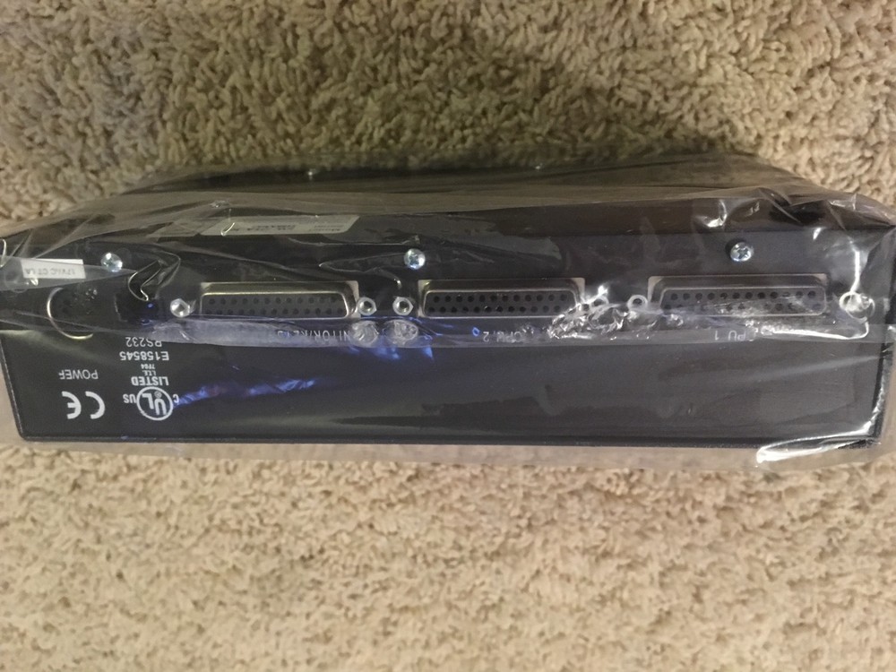 Black Box ServSwitch Secure KVM Switch Model SW721A-R2 Brand NEW