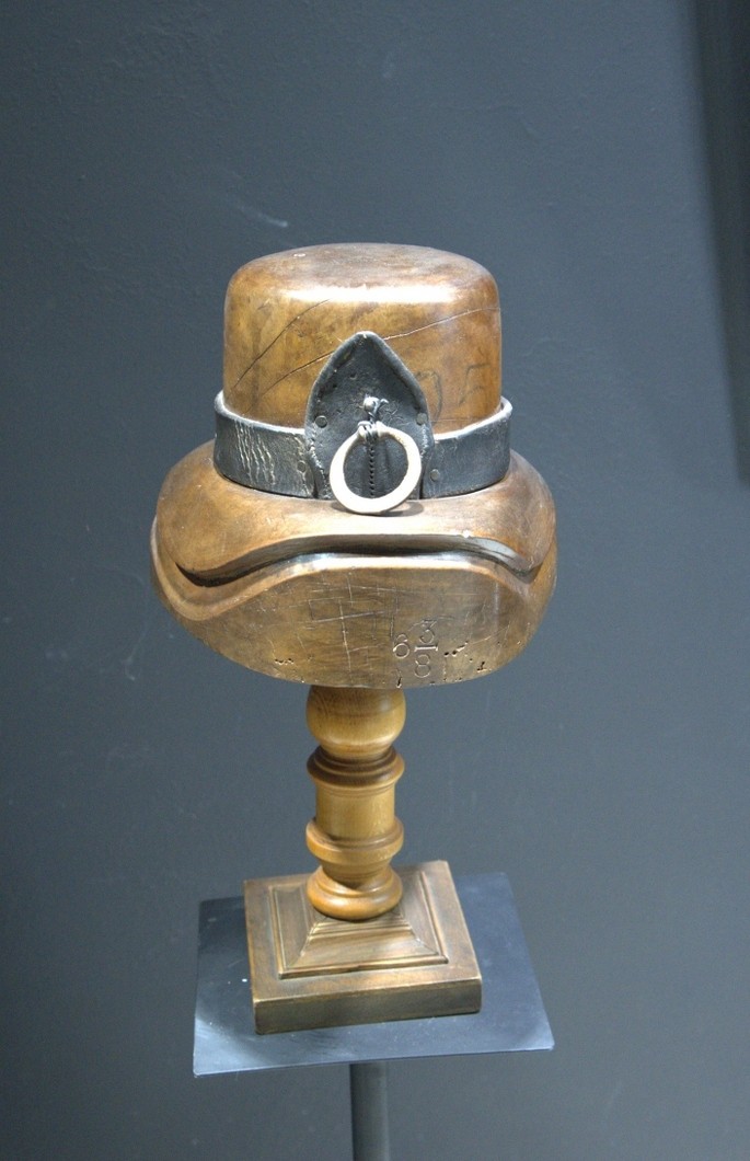 Rare Antique Wooden Hat Block Mold - Size 6 3/8 - Heavy Millinery Tool with Leat