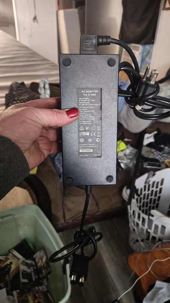 Microsoft Xbox 360 White Console w/ PowerA Controller, Adapters, Xbox One Games