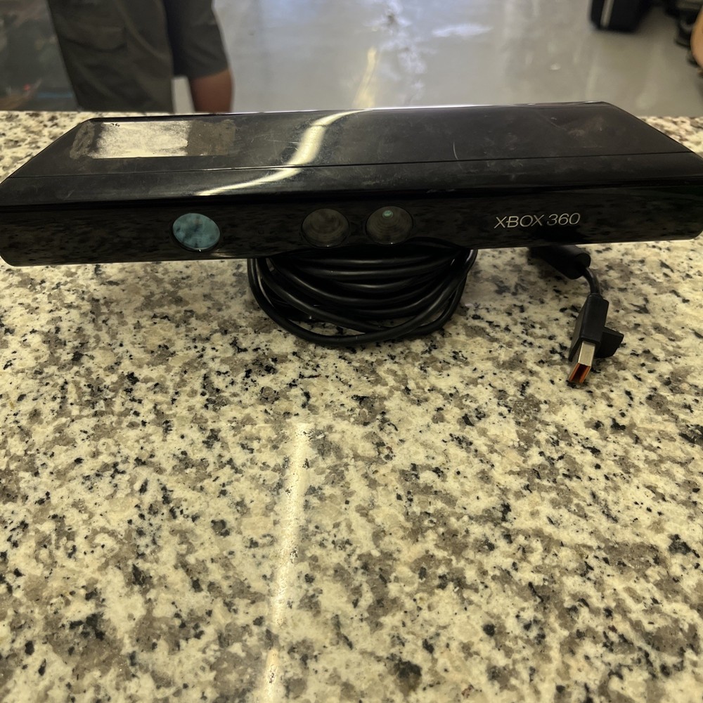 Xbox 360 - Kinect Sensor Bar Only Model 1414 - Black