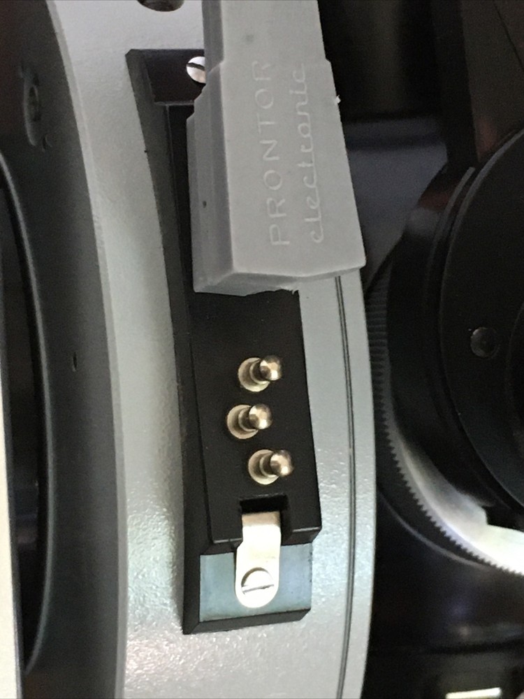 Zeiss Ikon Microscope Camera / Beamsplitter Eyepiece Prontor Shutter Controller