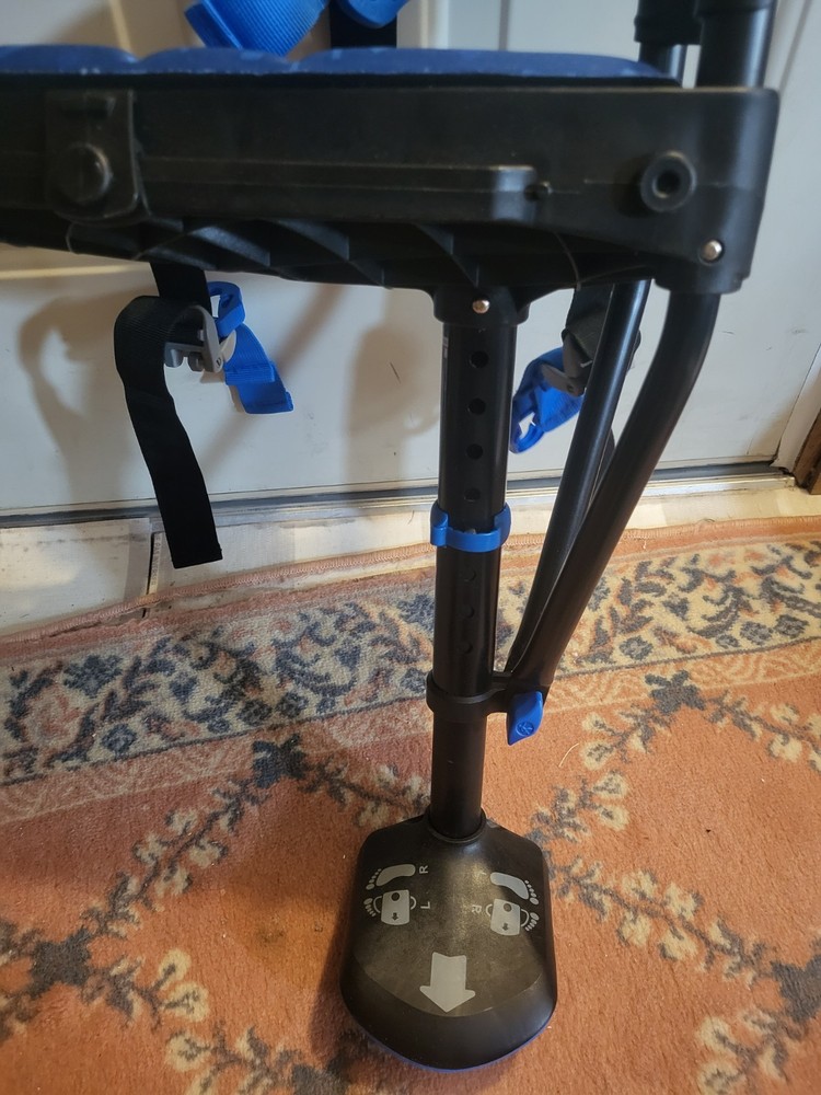 IWalk Knee Walker