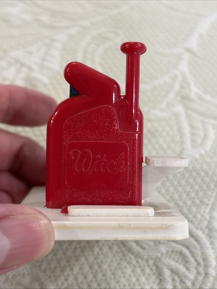 Vintage Witch Automatic Needle Threader, Trade Mark Threader